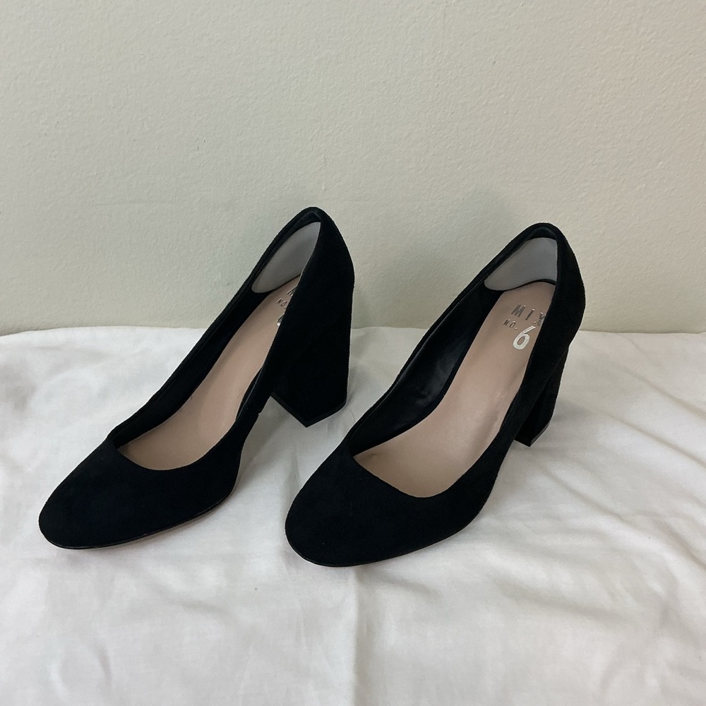 Mix No. 6 Classic Suede Black Block Heels Size 7.5W
